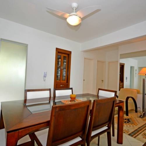 Amplo Apartamento com linda vista para o mar